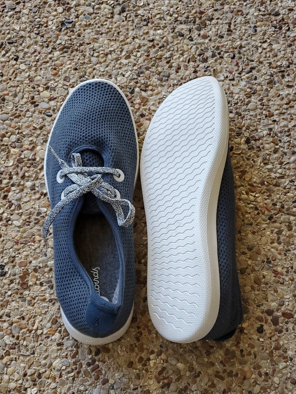 Allbirds Women's Tree Skipper Blue (Blizzard Sole) Size 8 - Picture 5 of 13
